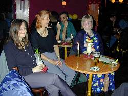 v.l.: Karin, Petra, Ilka (anklicken zum Vergr��ern, mit ALT+F4 wieder schliessen)