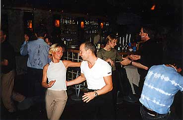Salsa in Hari�s Bar