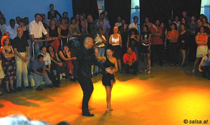 Salsa im Gangolf in Bonn - anklicken zum Vergr��ern - click to enlarge